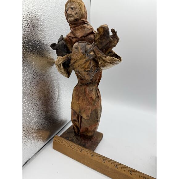 Mexican Folk Art Corn Husk Figurines Man & Woman Market Scene 12” Pair - Picture 11 of 11